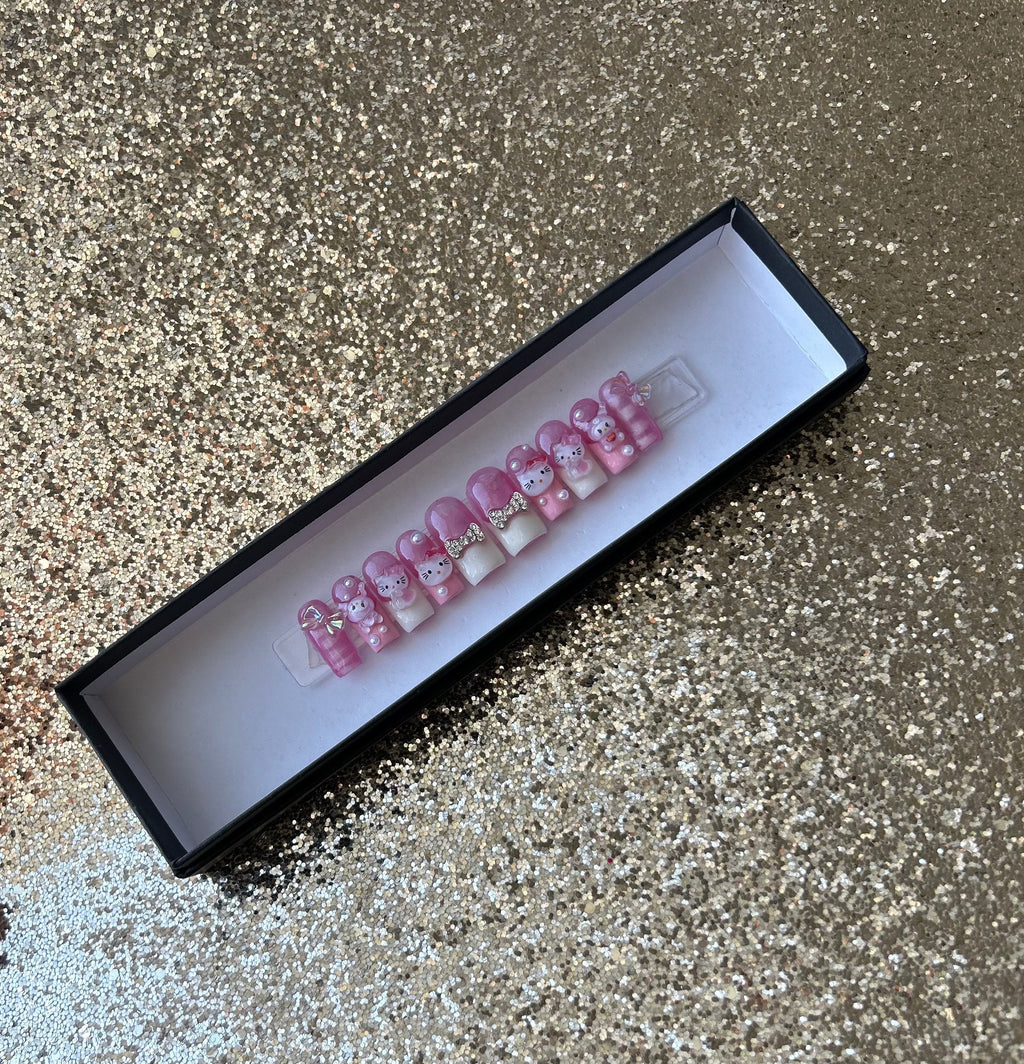 Hello Kitty Glam