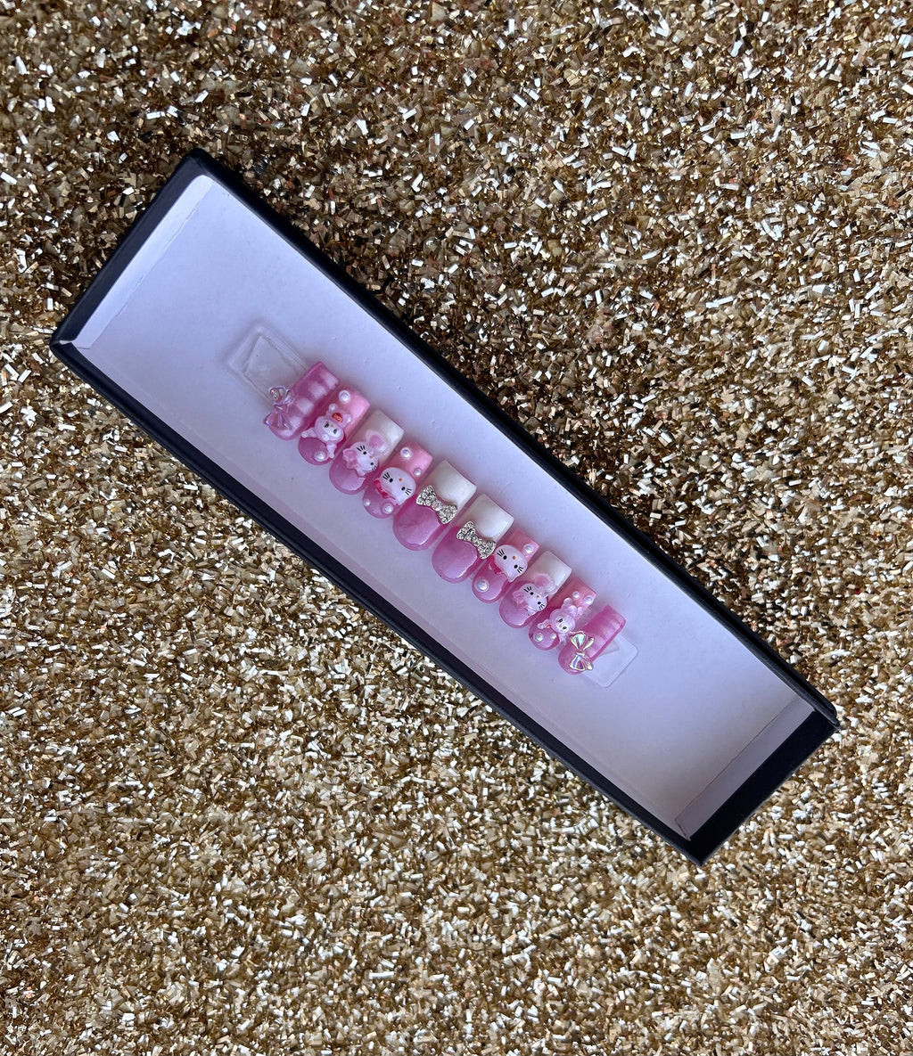 Hello Kitty Glam